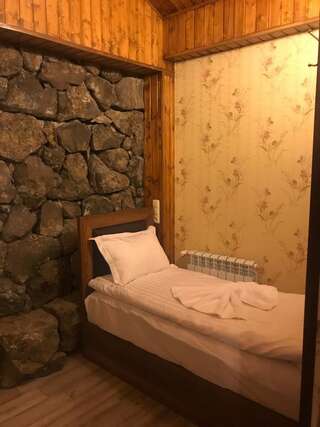 Отель Eridana Hotel Ереван Дом с 2 спальнями-9