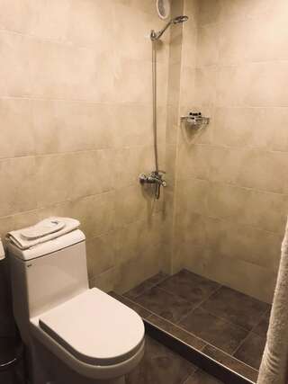 Отель Eridana Hotel Ереван Люкс с 1 спальней-5