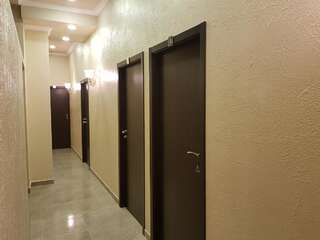 Отель Eridana Hotel Ереван Двухместный номер с 2 отдельными кроватями-2