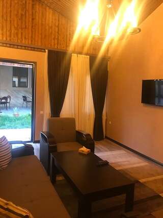 Отель Eridana Hotel Ереван Дом с 2 спальнями-4